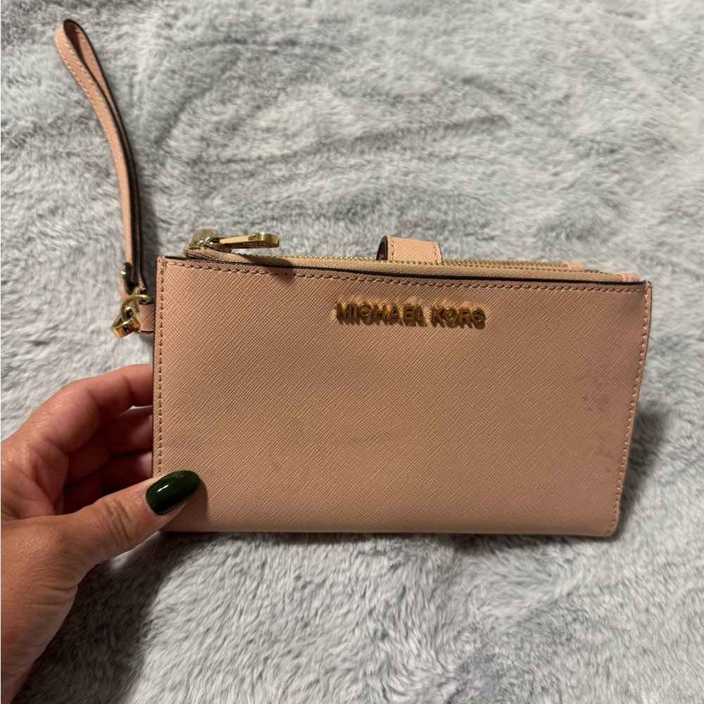 Michael Kors Blush Pink Wristlet